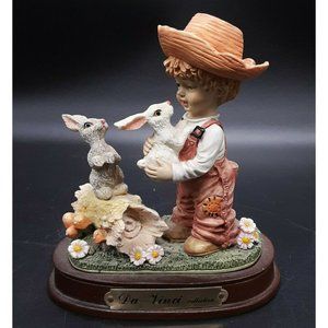 Vintage Da VINCI COLLECTION figurine 5.5" Farm Boy W Rabbits Excellent Condition
